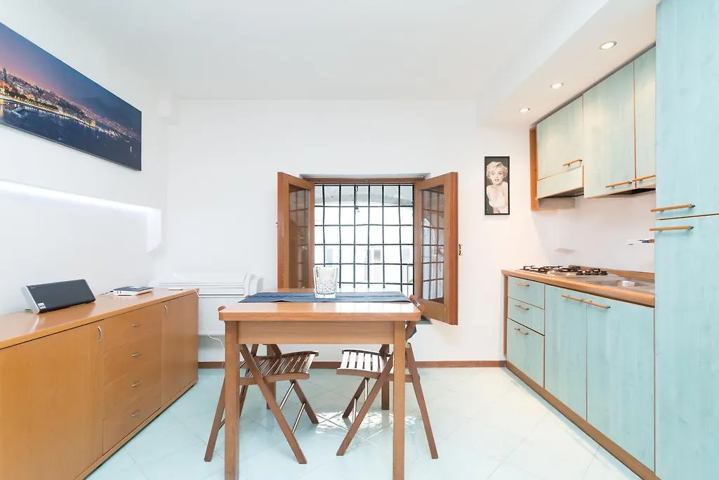 Plebiscito Apartment Naples