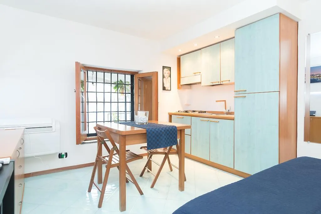 Plebiscito Apartment Naples