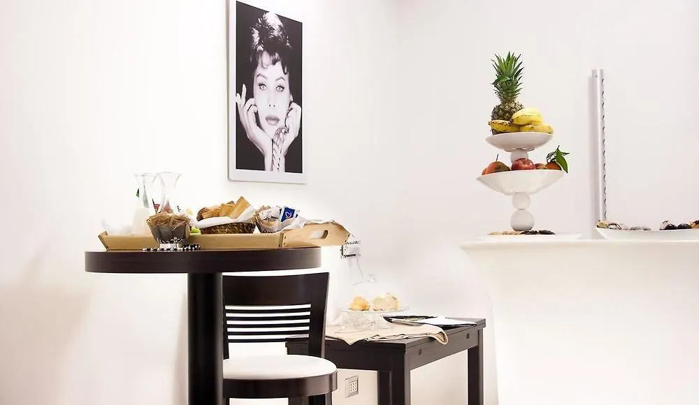 Plebiscito Apartment Naples