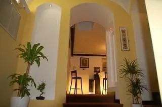 Plebiscito Apartment Naples 0*,