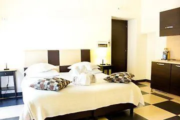 Plebiscito Apartment Naples Italy